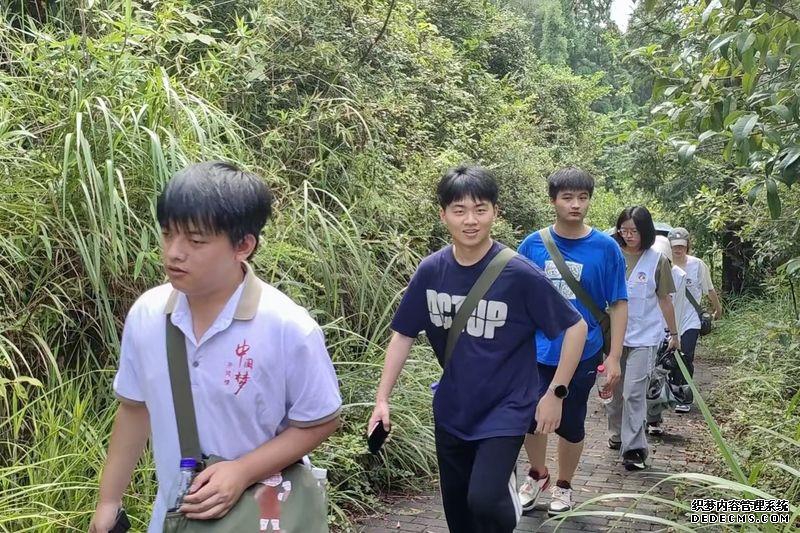 青少年井冈山培训教育基地_井冈山革命传统教育活动方案_全国青少年井冈山革命传统教育