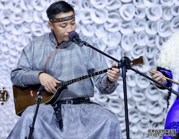 蒙古族乐器特色_蒙古族的传统乐器主要有什么_蒙古族传统乐器